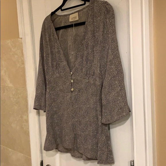 Patterned Flowey Top - Picture 3 of 4